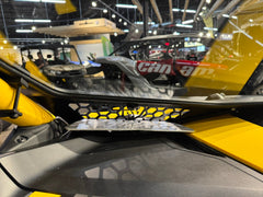 Maverick "R" Vented Glass Windshield with Wipers